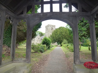 The pathway to St Mary the virgin in Bishops Frome.